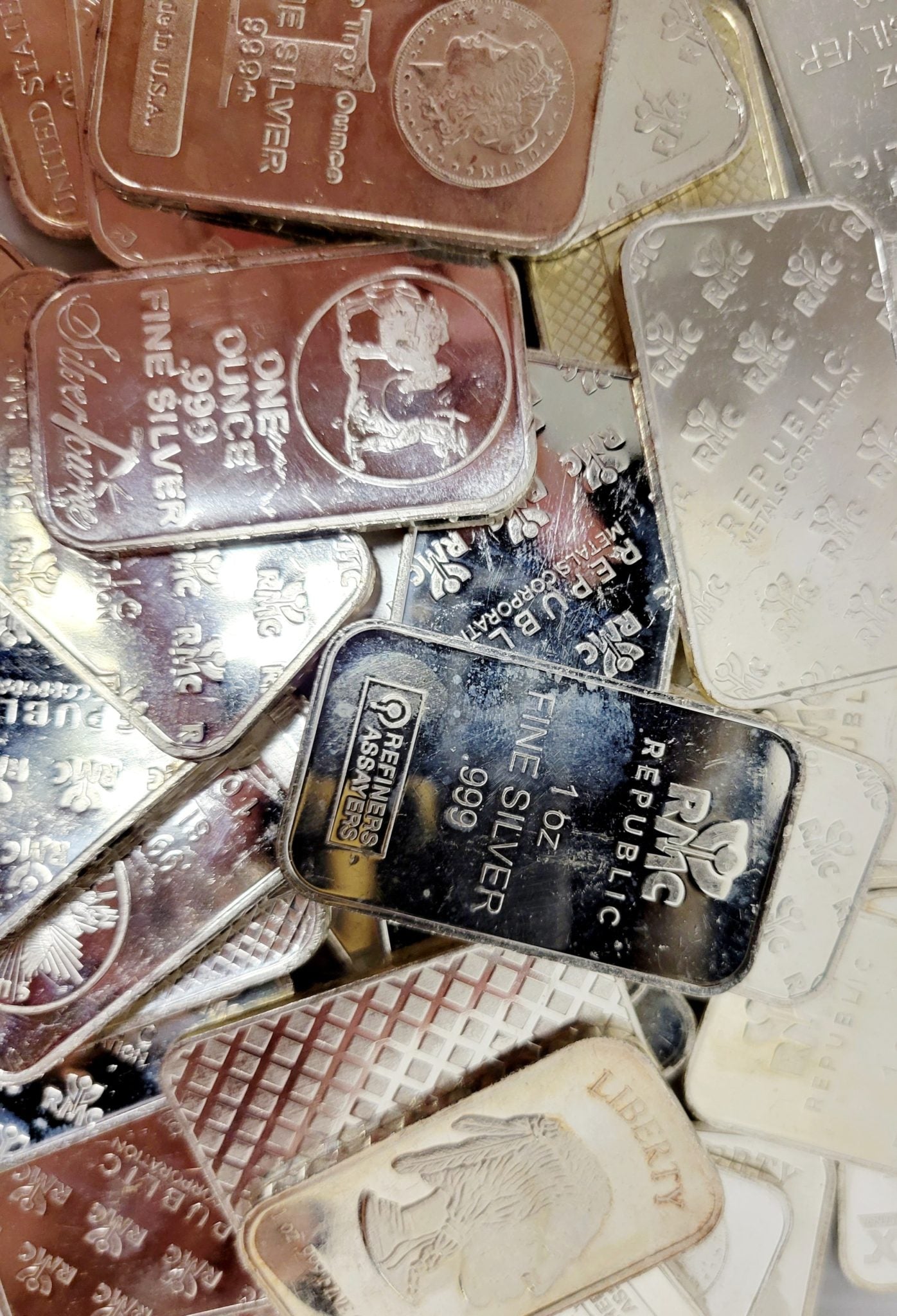1 oz 999 Silver Secondary Generic Bar or Round, Various Mints and Conditions